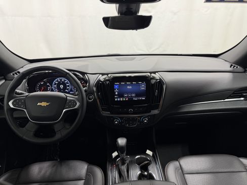Used 2023 Chevrolet Traverse High Country AWD/4WD image 24