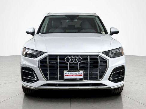 Used 2023 Audi Q5 2.0T Premium w/ Convenience Package image 8