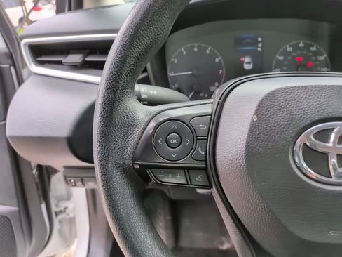 Used 2024 Toyota Corolla LE FWD image 14