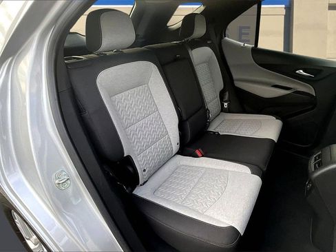 Used 2022 Chevrolet Equinox LT image 24