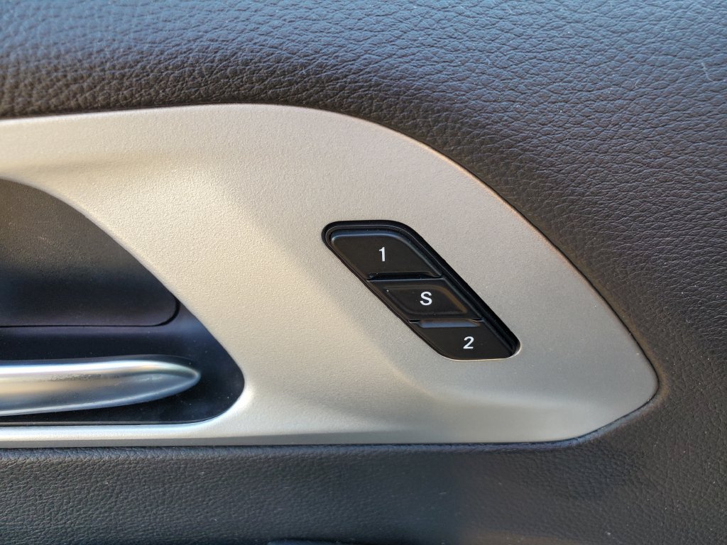 Used 2025 Chrysler Pacifica Limited FWD image 20