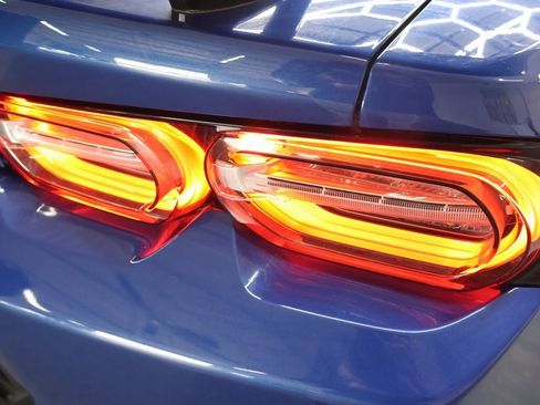 Used 2019 Chevrolet Camaro SS image 27