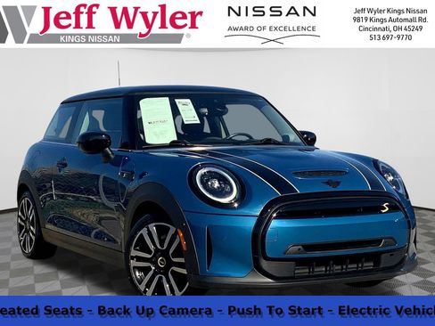 Used 2023 MINI Cooper SE image 1