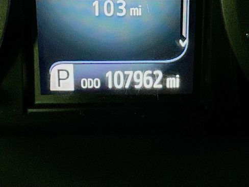 Used 2017 Toyota Sienna XLE w/ XLE Navigation Package FWD image 14