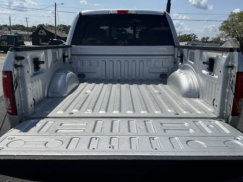Used 2016 Ford F150 XLT w/ Equipment Group 302A Luxury AWD/4WD image 16
