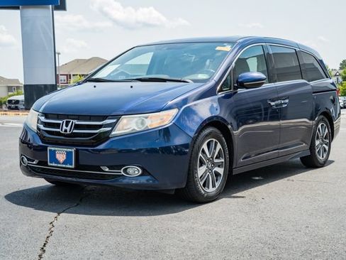 Used 2015 Honda Odyssey Touring image 3