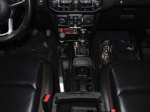 Used 2021 Jeep Wrangler Unlimited Rubicon w/ Dual Top Group image 19