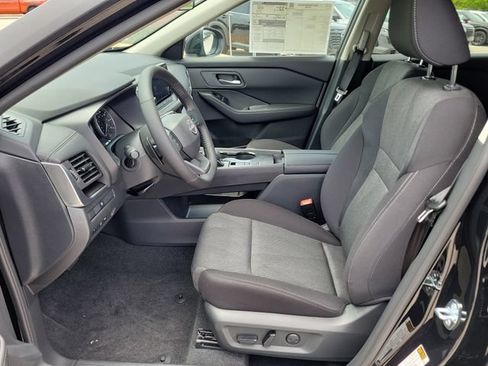 New 2026 Nissan Rogue SV FWD image 20