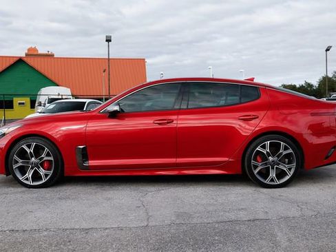 Used 2019 Kia Stinger GT2 image 8