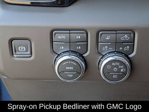 Used 2026 GMC Sierra 2500 Denali w/ Technology Package AWD/4WD image 24