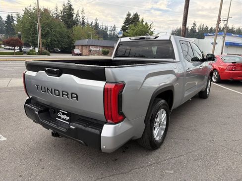 Used 2023 Toyota Tundra SR5 w/ SR5 Premium Package AWD/4WD image 7