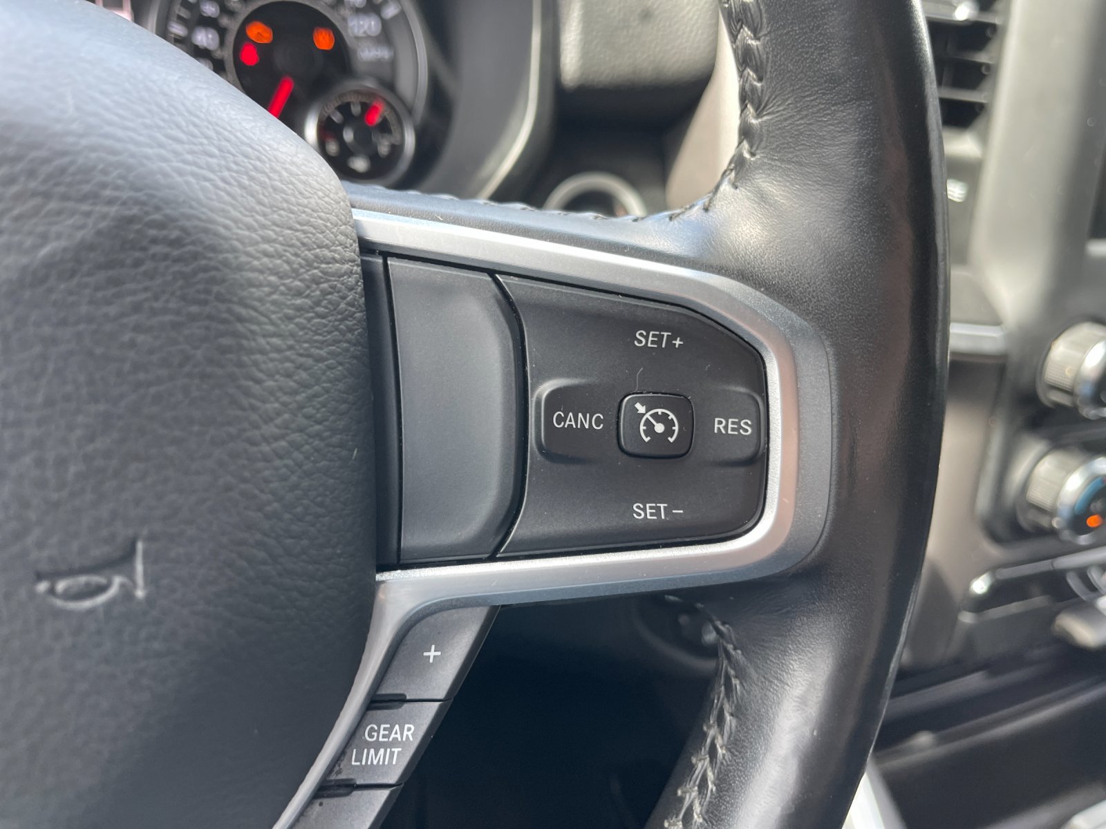 Used 2020 RAM 1500 Big Horn AWD/4WD image 26
