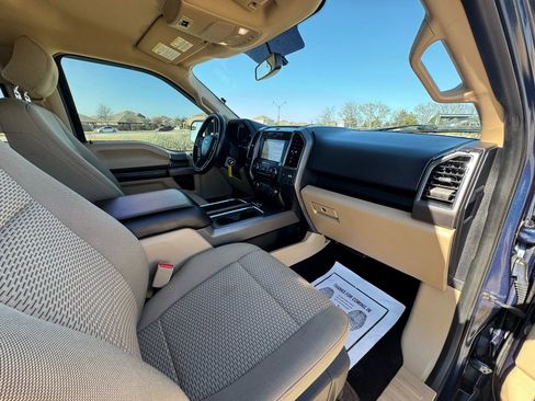 Used 2017 Ford F150 XLT w/ Equipment Group 302A Luxury image 40