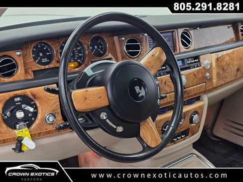 Used 2006 Rolls-Royce Phantom Sedan RWD image 27