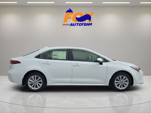 Used 2026 Toyota Corolla XLE FWD image 5