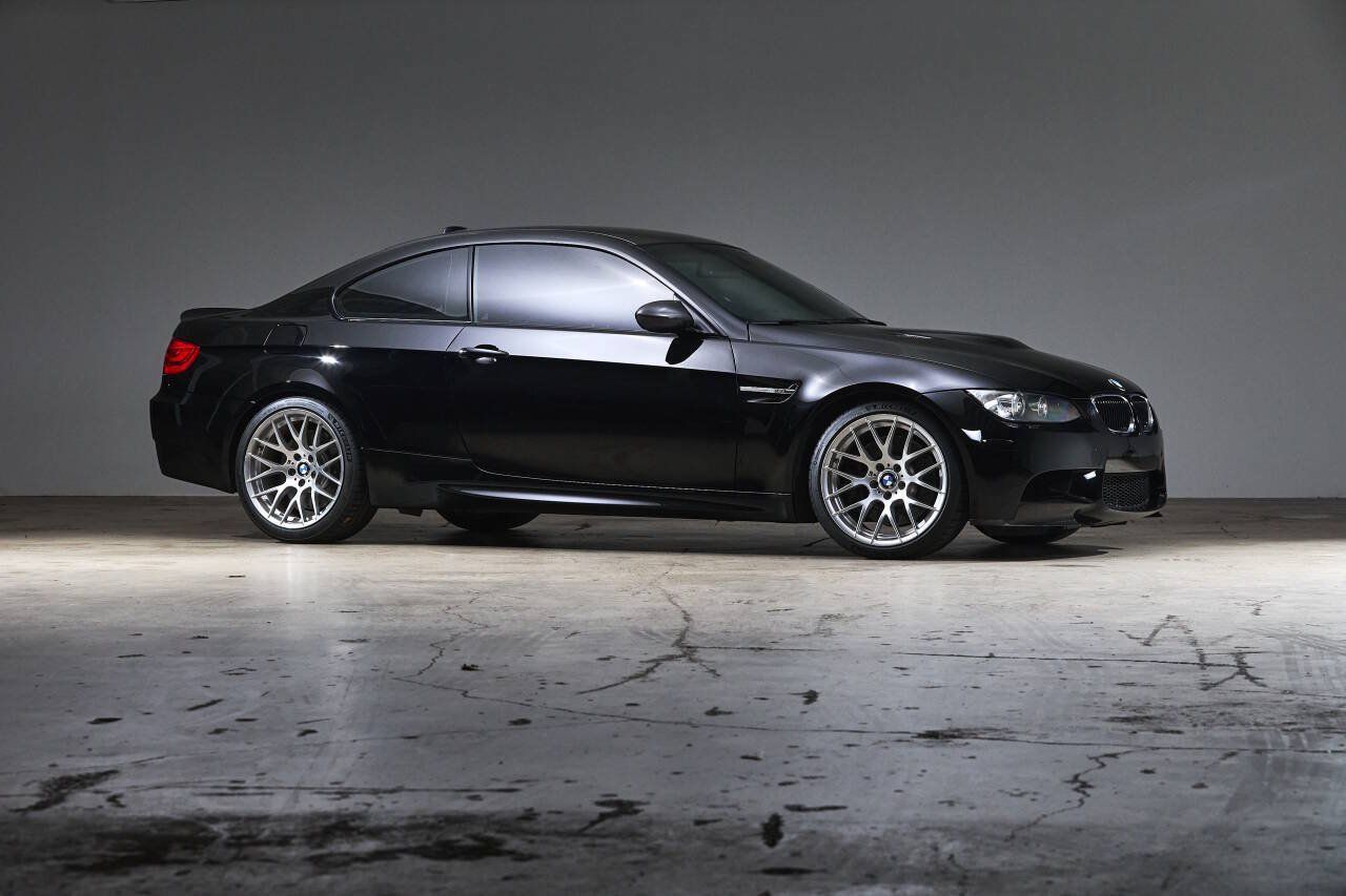 Used 2011 BMW M3 Coupe RWD image 1