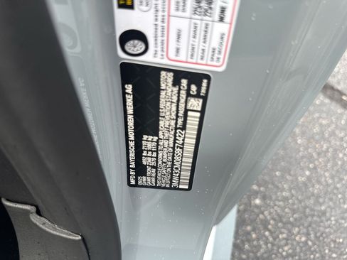 Used 2025 BMW M240i Coupe RWD image 44