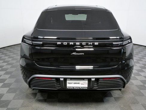 New 2026 Porsche Macan Electric image 32