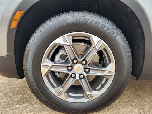 Certified 2024 Chevrolet Blazer LT w/ Driver Confidence Package image 11