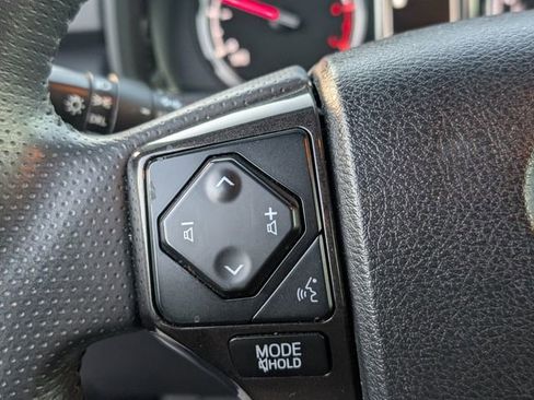 Used 2020 Toyota 4Runner TRD Off-Road Premium image 18