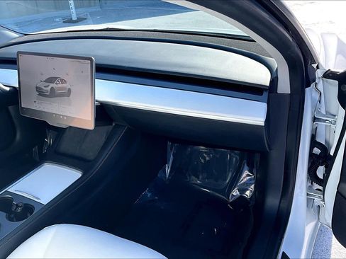 Used 2023 Tesla Model 3 Performance AWD/4WD image 17
