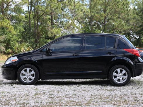 Used 2009 Nissan Versa 1.8 S w/ Convenience Pkg FWD image 3