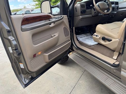 Used 2002 Ford Excursion Limited image 81