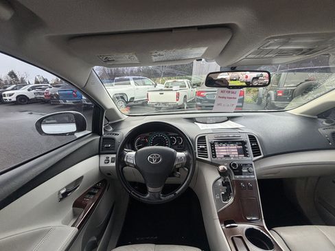 Used 2009 Toyota Venza AWD image 12