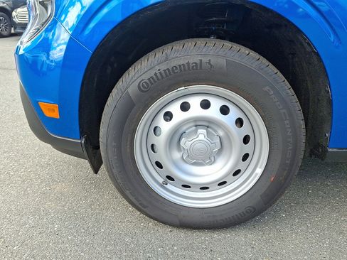 New 2025 Ford Maverick XL w/ Equipment Group 101A image 18