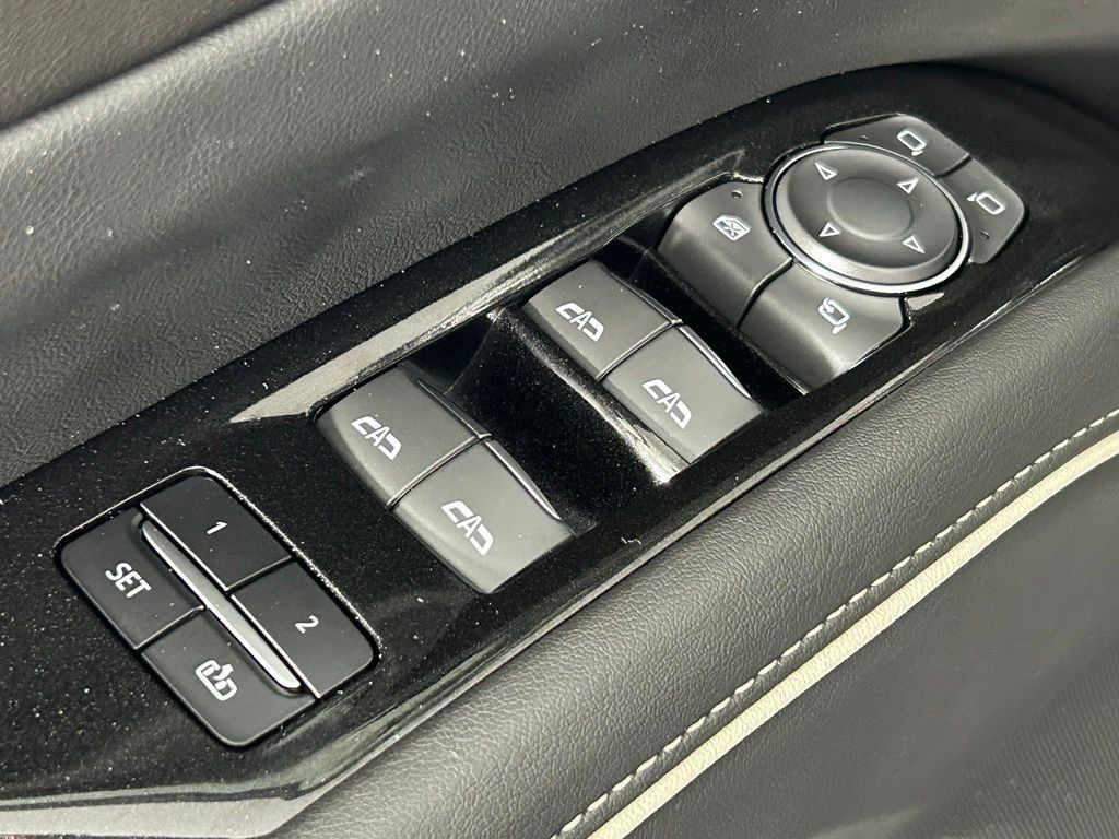 Used 2021 Cadillac Escalade Sport w/ Driver Assist Tech Package AWD/4WD image 40