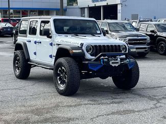 Used 2025 Jeep Wrangler Unlimited Rubicon 4xe w/ Convenience Group AWD/4WD video 1