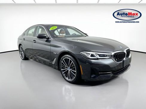 Used 2023 BMW 530e xDrive w/ Premium Package image 1