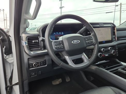 Used 2025 Ford F250 Lariat w/ Lariat Ultimate Package AWD/4WD image 8