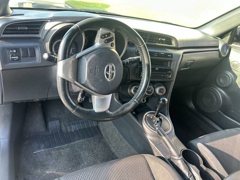 Used 2011 Scion tC image 6