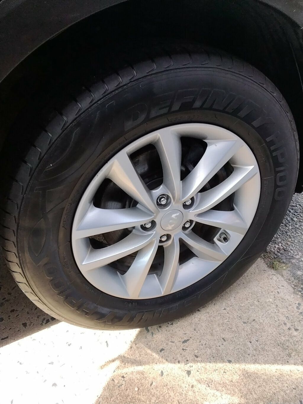 Used 2017 Kia Sorento FWD image 26