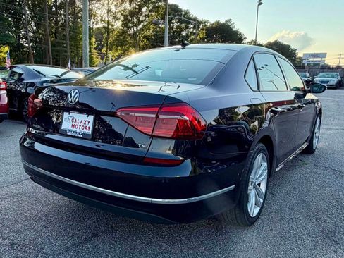 Used 2019 Volkswagen Passat 2.0T Wolfsburg FWD image 9