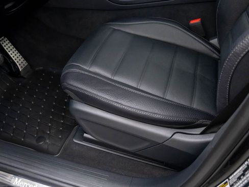 New 2026 Mercedes-Benz GLS 580 4MATIC image 17