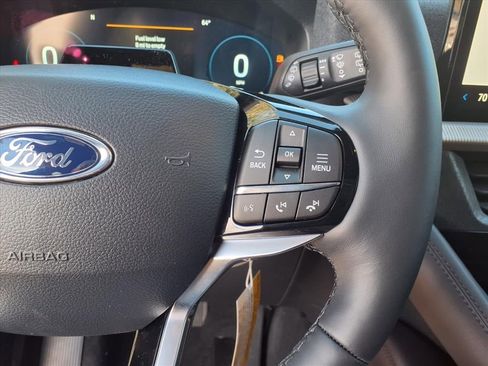 New 2026 Ford Explorer Platinum image 16