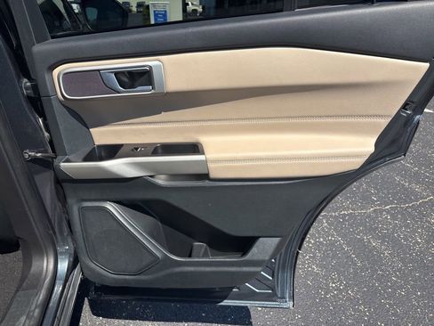 Used 2023 Ford Explorer XLT w/ Equipment Group 202A image 15