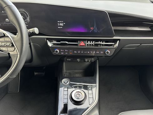 Used 2023 Kia Niro Wind w/ Wind Preserve Package image 32