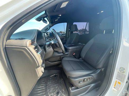 Used 2021 Chevrolet Tahoe LS RWD image 9