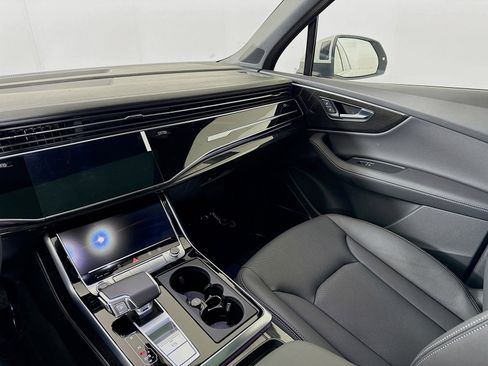 Certified 2025 Audi Q7 3.0T Premium Plus w/ Premium Plus Package image 24