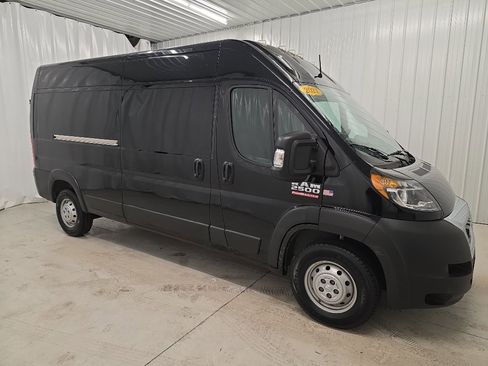 Used 2021 RAM ProMaster 2500 w/ Convenience Group image 3
