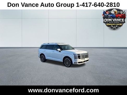 Used 2026 Hyundai Palisade Calligraphy image 1