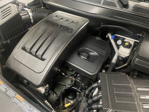 Used 2017 GMC Terrain SLE image 18