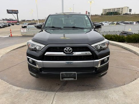 Used 2017 Toyota 4Runner Limited image 12