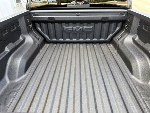 New 2026 GMC Canyon Elevation w/ Convenience Package RWD image 19