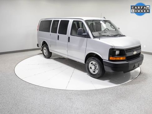 Used 2016 Chevrolet Express 2500 LS image 23