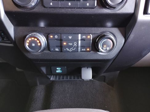 Used 2021 Ford F250 XLT w/ XLT Value Package AWD/4WD image 30