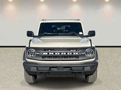 New 2026 Ford Bronco 2-Door AWD/4WD image 2